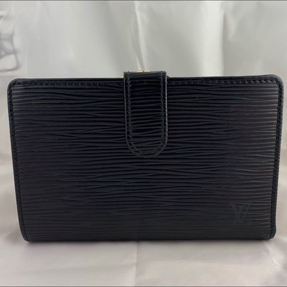 Authentic Louis Vuitton French Kisslock Wallet